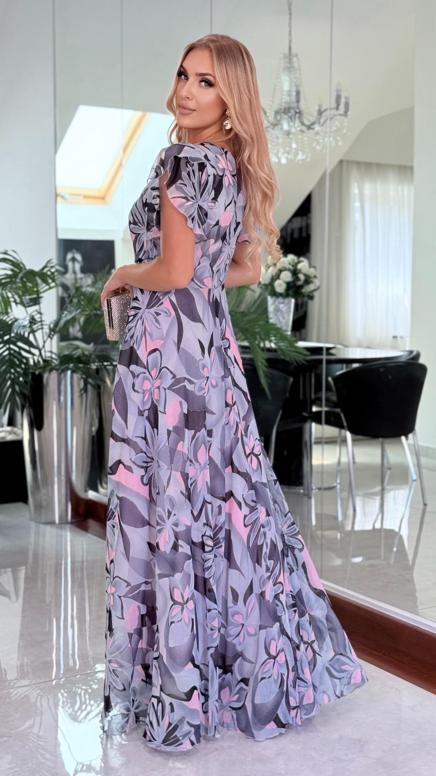 Sukienka Beuty Class — zdjęcie 3