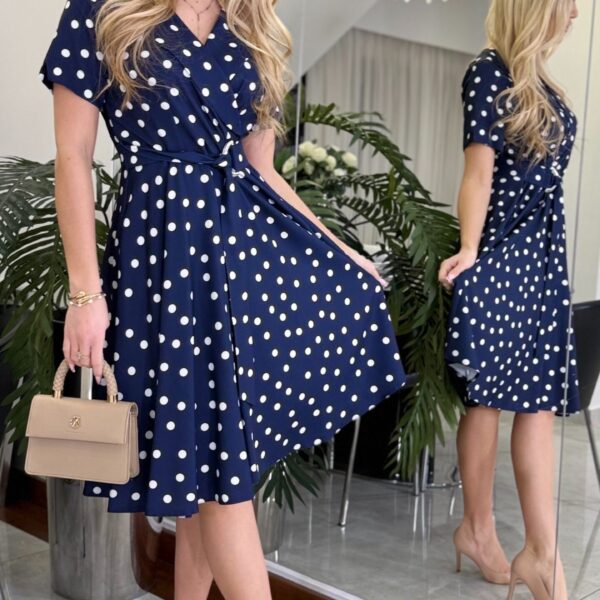 Sukienka Parisian Chic — zdjęcie 10