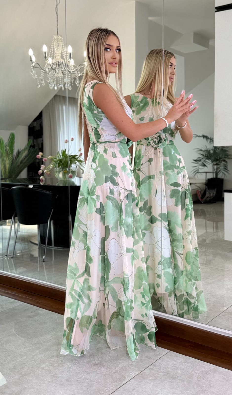 Sukienka Allesia Flower — zdjęcie 4